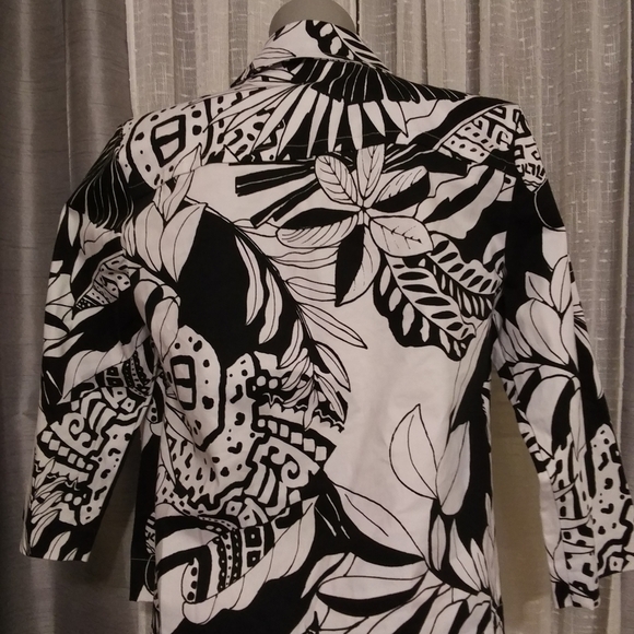 Chicos Additions Floral Print Jacket - Picture 2 of 10